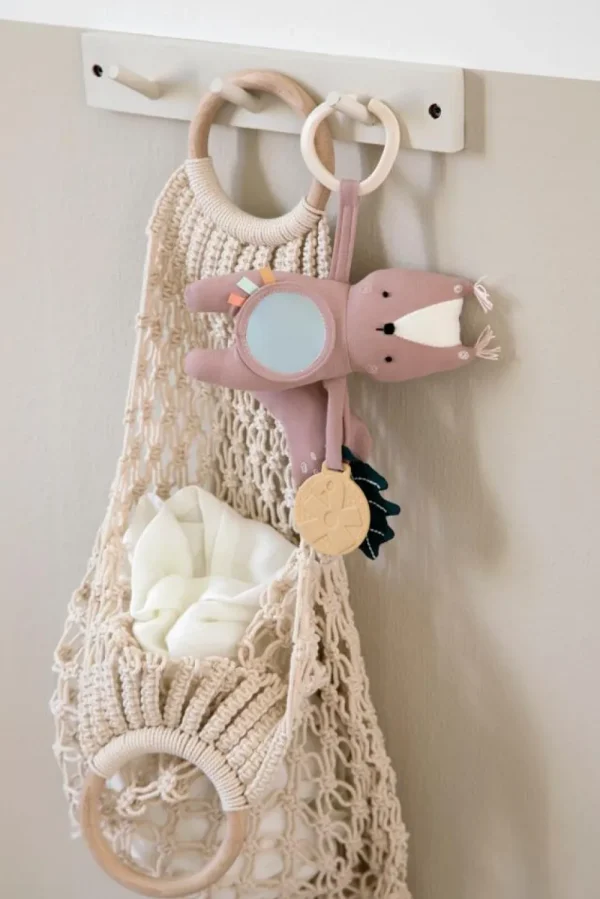 Kids Sebra Interior Cuddly Toys | Baby Toys>Activity toy, Zappy the squirrel, misty rose – Sebra