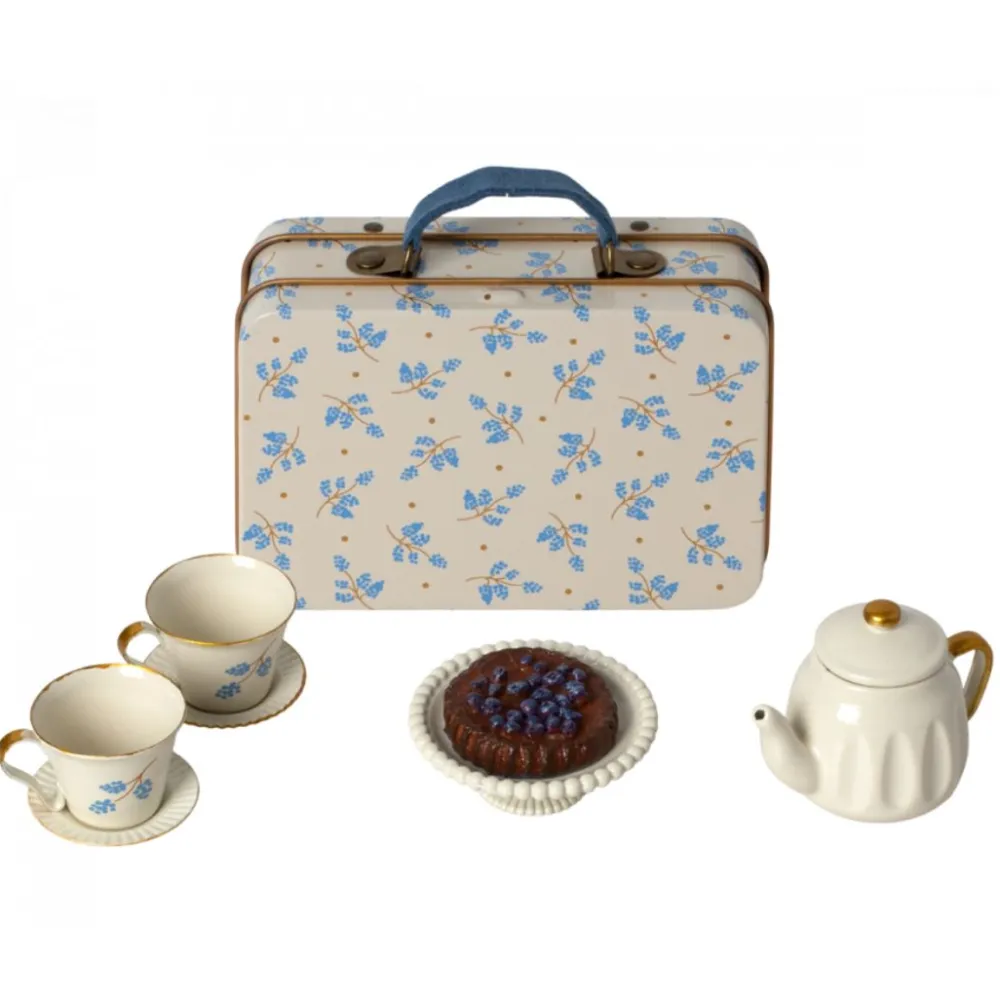 afternoon_tea_set_mouse_b_0.webp Kids Maileg Doll Accessories>Afternoon Tea Set, Mouse Blue madelaine –