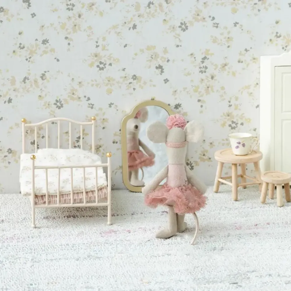 ballerina_mouse_little_si_1-1.webp Kids Maileg Doll Accessories>Ballerina mouse, Little sister Rose –
