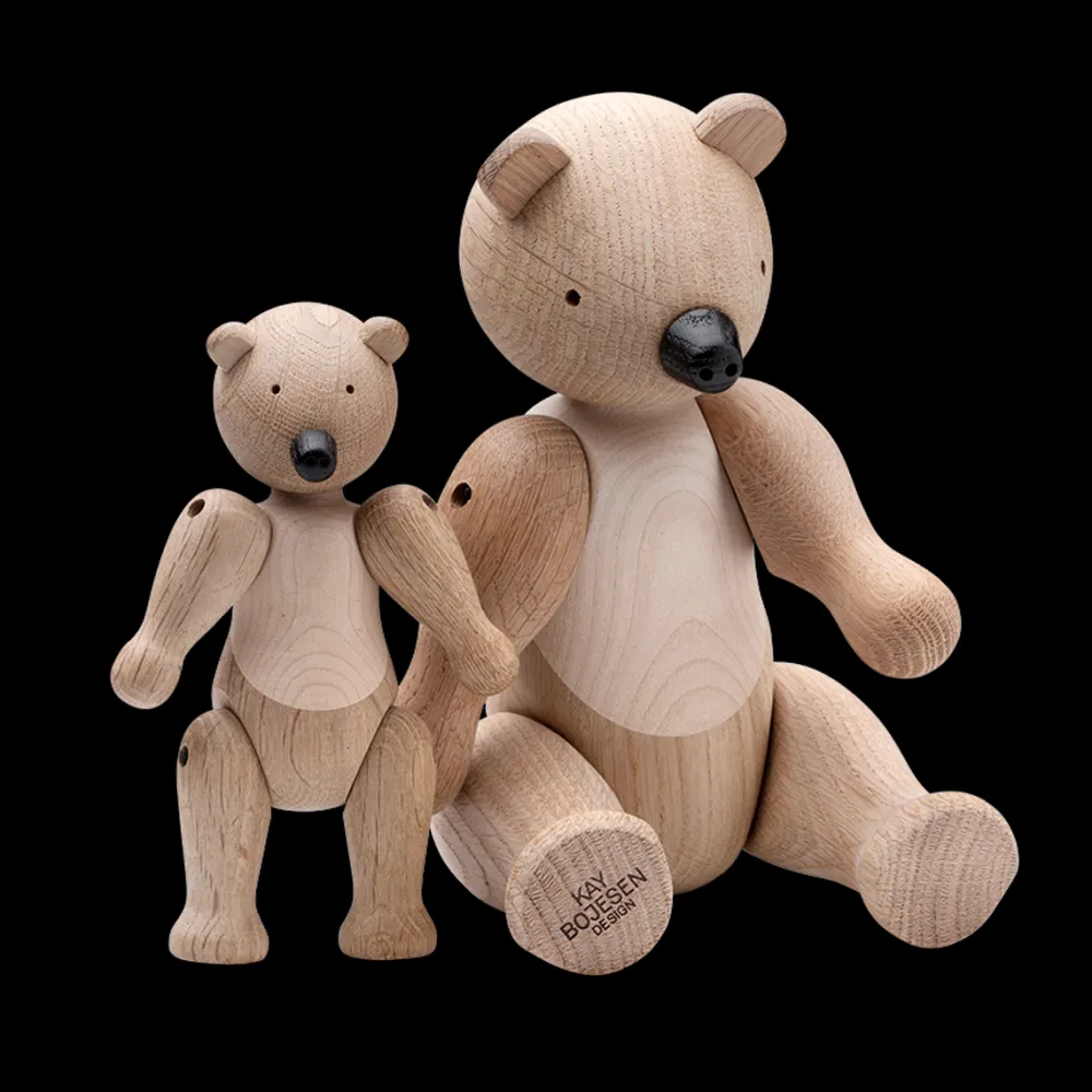 bear_small_oak__maple__ka_1.webp Nordichaus Design Figures>Bear small, oak / maple – Kay Bojesen