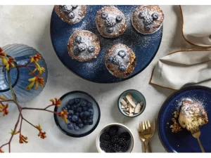 Bitz Kitchen>Cake Dish On Foot, Creme –