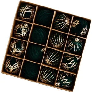 Nordichaus Christmas Decorations>Christmas Ornaments Green/ Gold 16. pcs