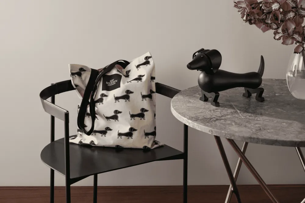 dog_medium__kay_bojesen_2.webp Kay Bojesen Denmark Design Figures>Dog Medium – Kay Bojesen