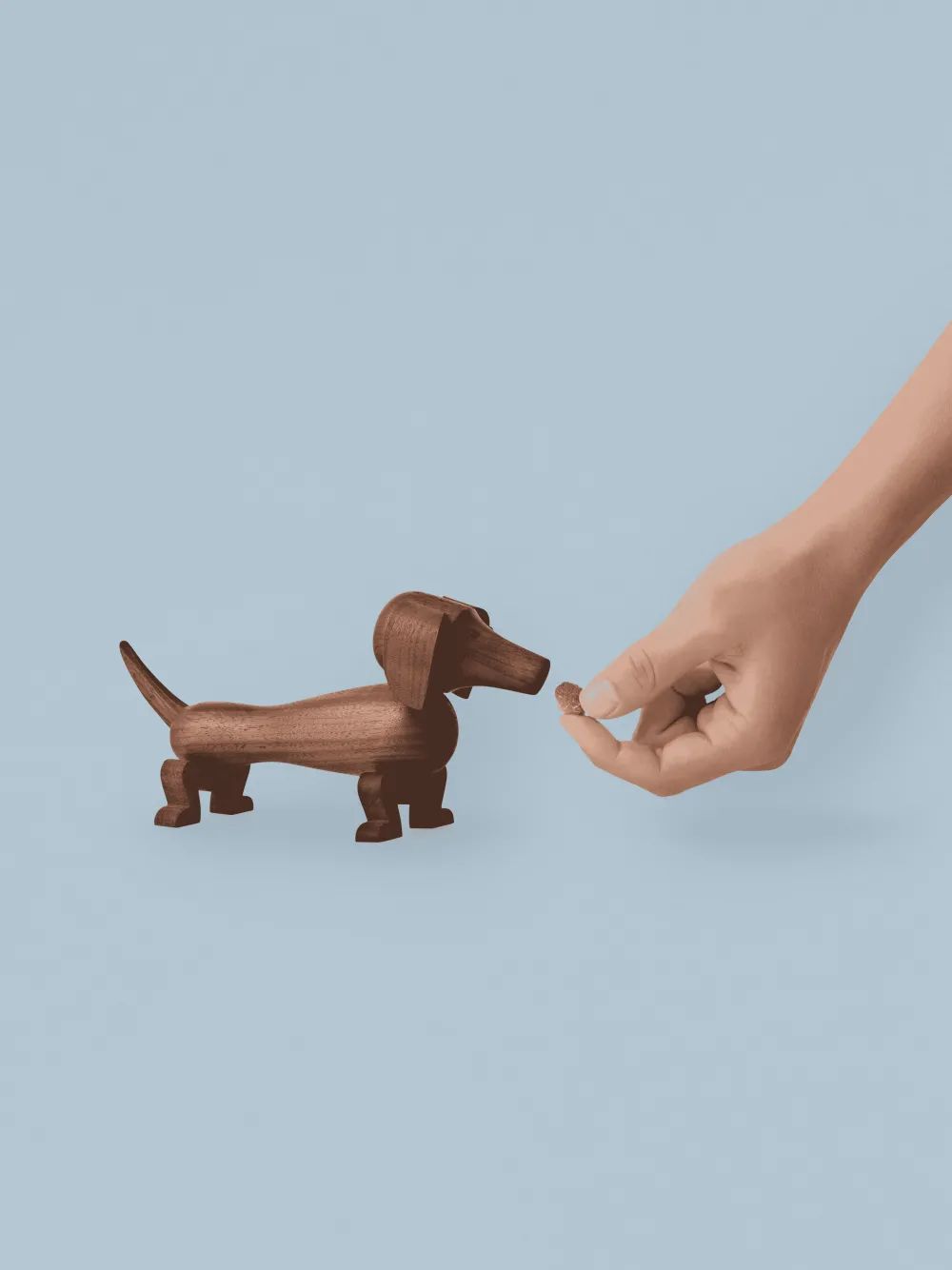 dog_small_walnut__kay_boj_1.webp Kay Bojesen Denmark Design Figures>Dog Small Walnut – Kay Bojesen
