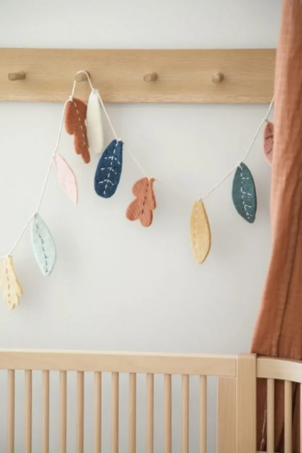 Kids Sebra Interior Garlands | Birthday / Party>Felted garland, leaves – Sebra
