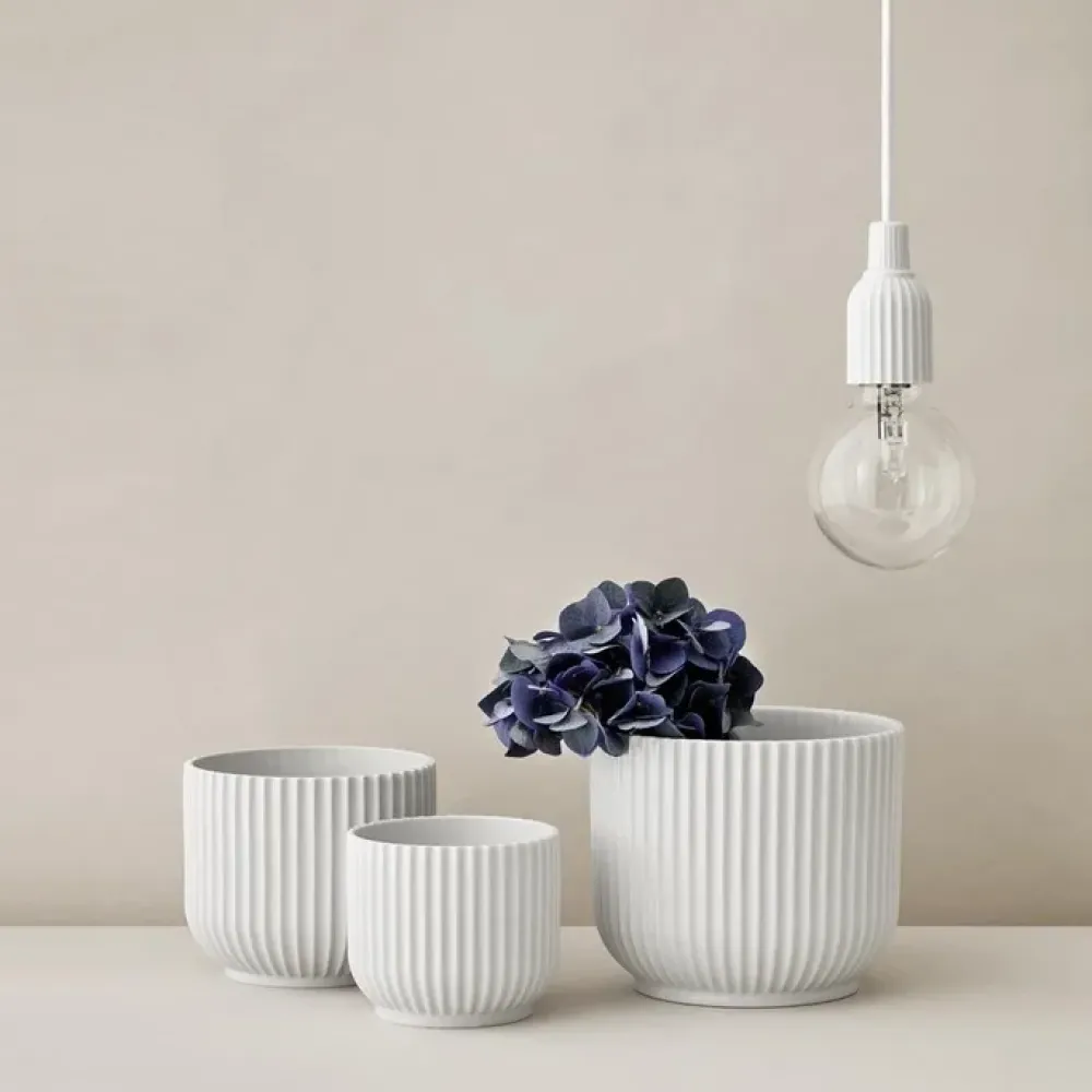 flowerpot_large_white__ly_2.webp Lyngby Porcelain Ceramics And Vases>Flowerpot Large, White – Lyngby