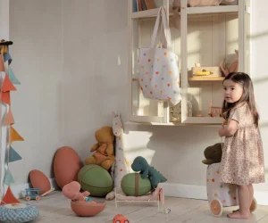 Kids Maileg Doll Accessories | Cuddly Toys>Gantosaurus in Egg Small, Dark petrol –