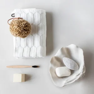 Mette Ditmer Wellness & Beauty | Textiles>GEO Bath towel 70 x 133 cm, off white –