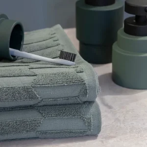 Mette Ditmer Textiles | Bathroom Textiles>GEO guest towel, 2-pack Pine green –