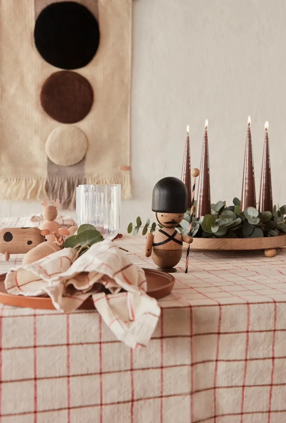 inka_wood_tray_round_natu_3.webp OYOY Design Figures | Kitchen>Inka Wood Tray Round, Nature Large –