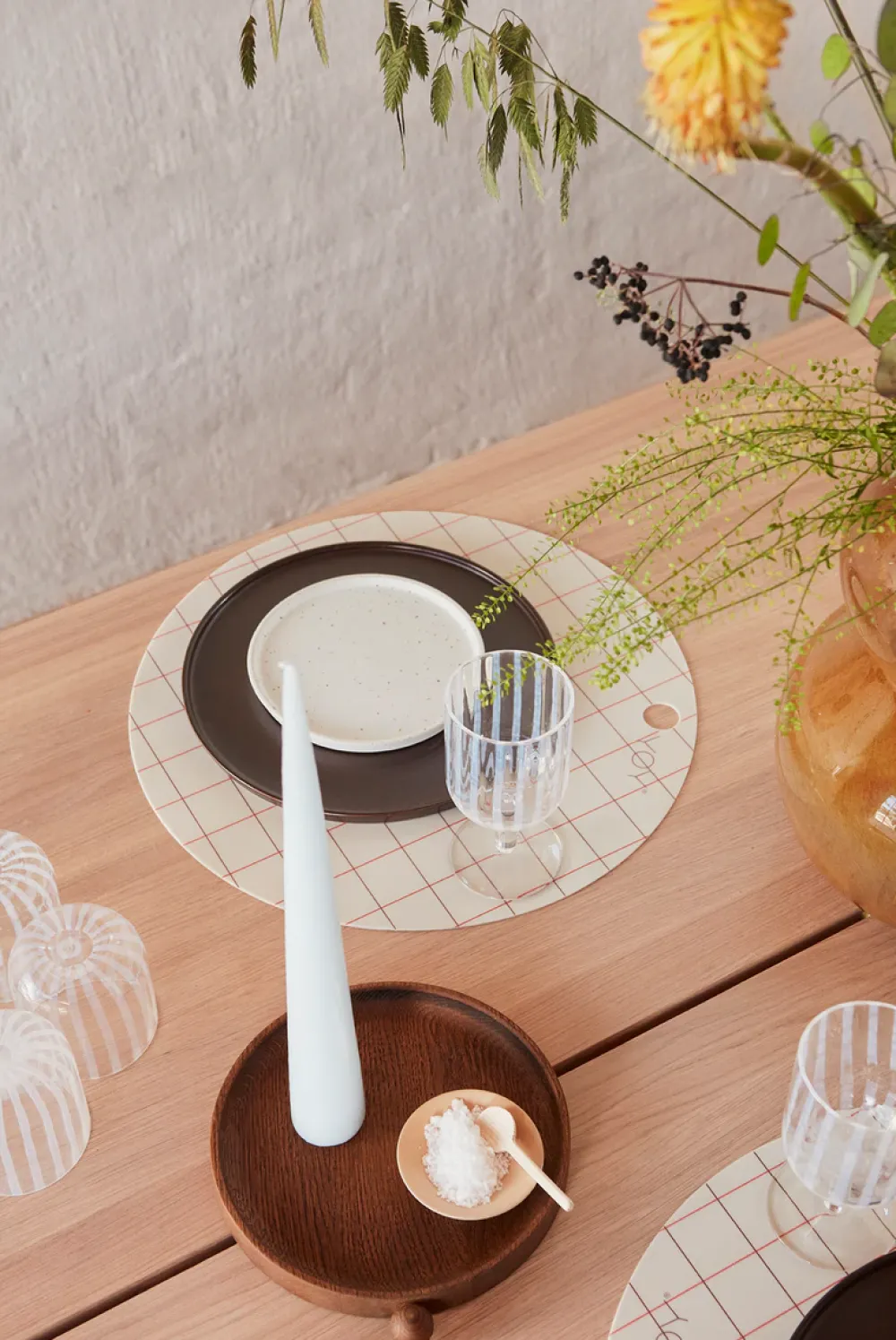 inka_wood_tray_small_dark_3.webp OYOY Kitchen>Inka Wood Tray Small, Dark –