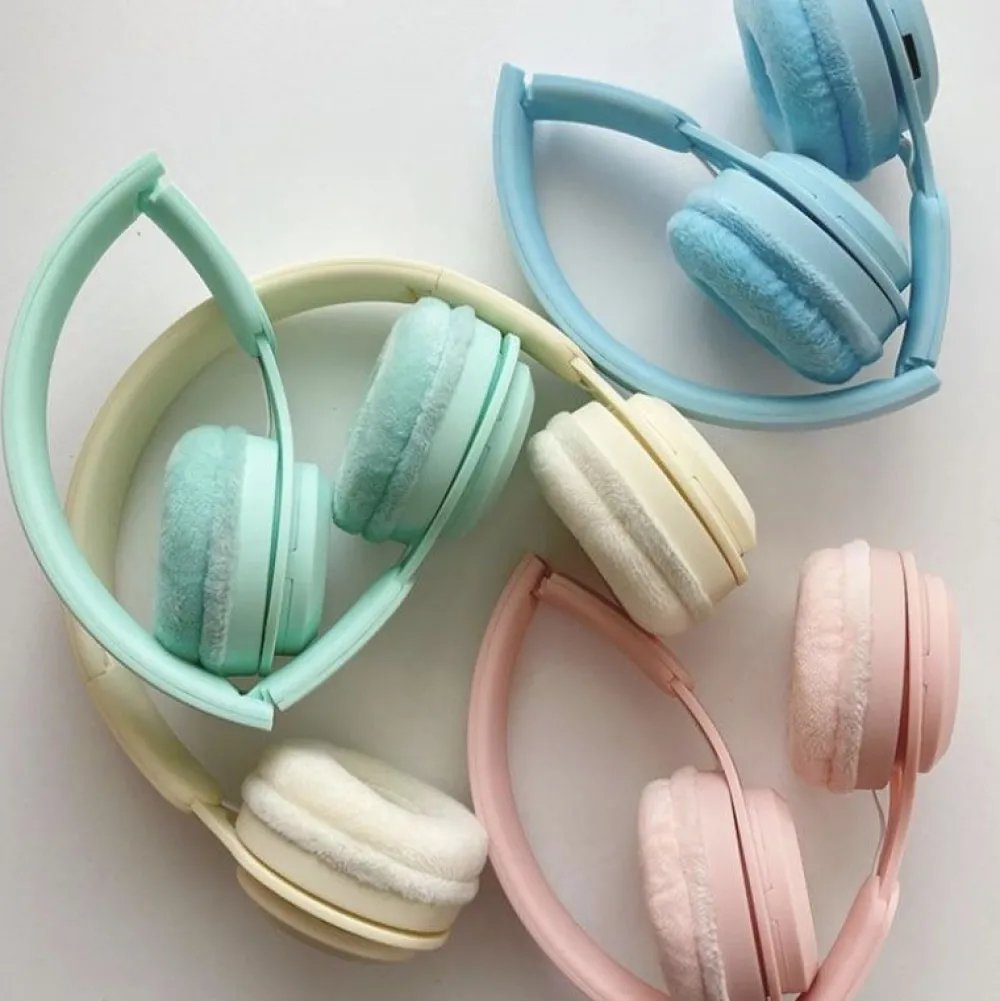kids_wireless_headphones__1-2.webp Kids Lalarma Copenhagen Music Instruments | Christmas Toys>Kids Wireless Headphones, Blue Pastel – Lalarma