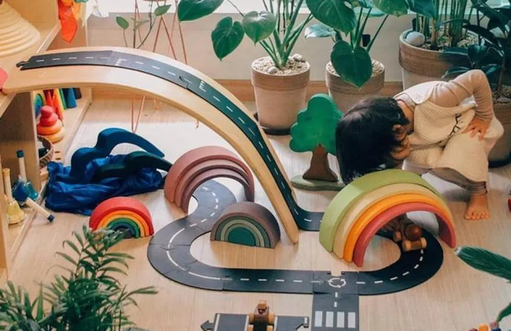 king_of_the_road__pieces__1.webp Kids Way to play Outdoor Toys | Cars And Road Ways>King of the Road 40 pieces –