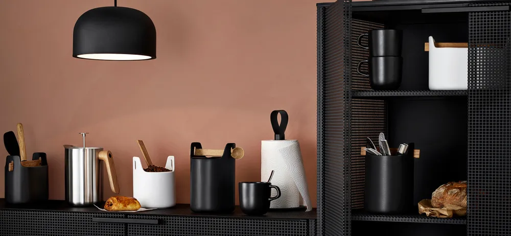 kitchen_roll_holder_black_1.webp Eva Solo Kitchen>Kitchen Roll Holder Black –