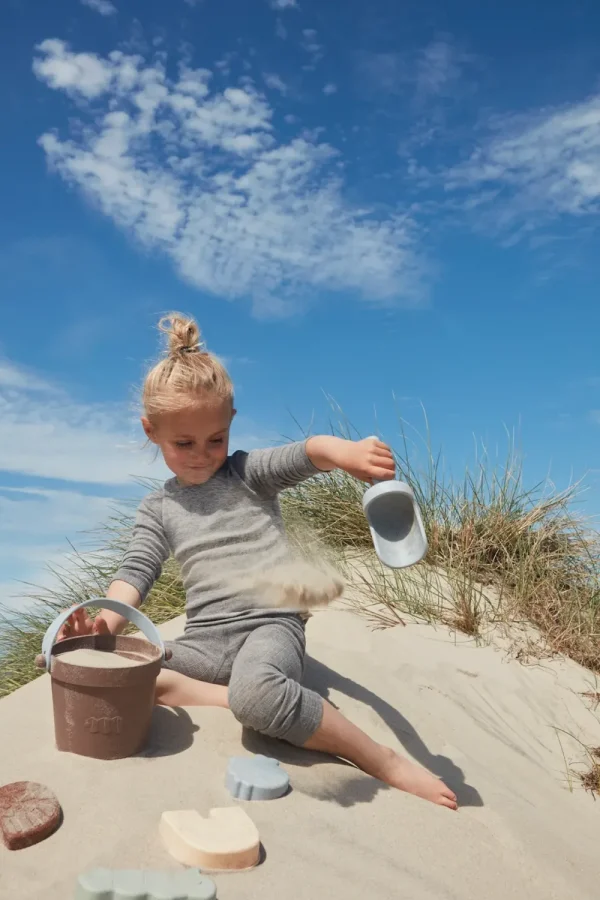 Kids OYOY Mini Outdoor Toys | Bath Toys>Leo Beach Set Choko – OYOY