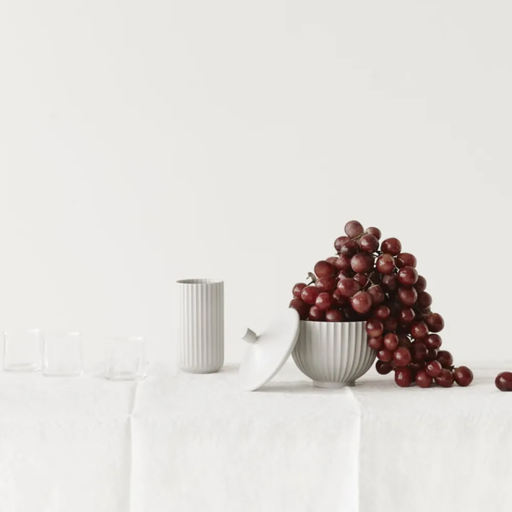 lyngby_bonbonniere__cm_wh_1.webp Lyngby Porcelain Easter Decorations | Design Figures>Lyngby Bonbonniere Ø10 cm white –