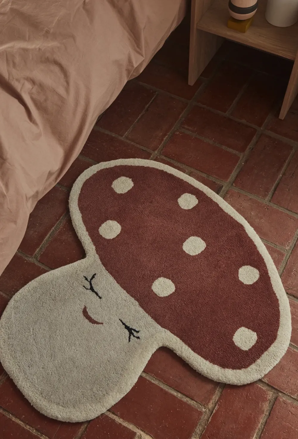 malle_mushroom_rug__oyoy__1.webp Kids OYOY Mini Rugs And Playmats>Malle Mushroom Rug –