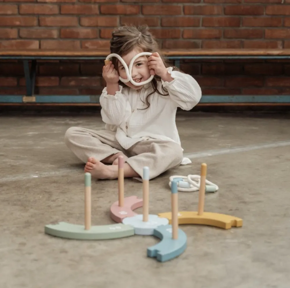 ring_toss_game__little_du_1.webp Kids Little Dutch Wooden Toys | Outdoor Toys>Ring Toss Game –