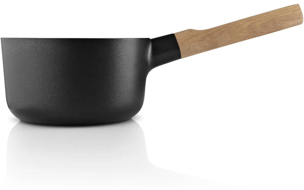 saucepan_cm_l_nordic_kitc_1.webp Eva Solo Kitchen>Saucepan Ø16cm 1.5l Nordic kitchen –