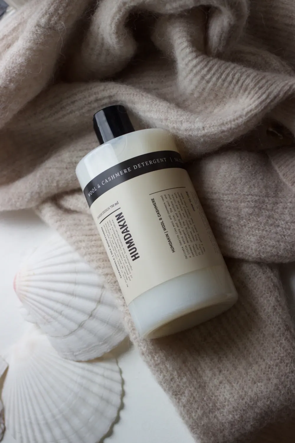sensitive_wool_and_cashme_1.webp Humdakin Cleaning Items>Sensitive Wool and Cashmere detergent –