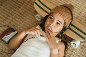 Kids Banwood Bikes, Scooters And Helmets | Balance Toys>Skateboard Green Stripe –