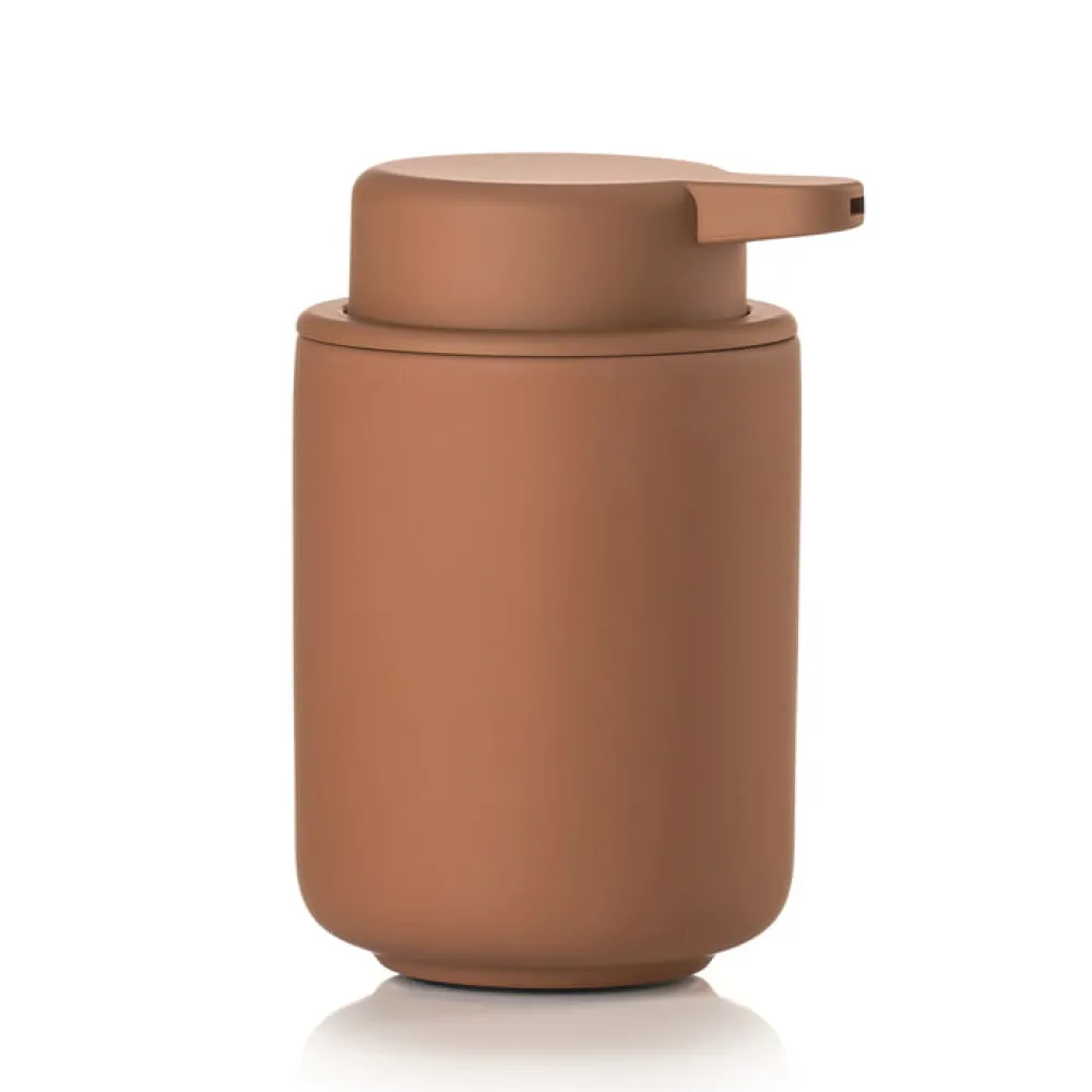 soap_dispenser_ume__ml_te_0.webp Zone Denmark Soap And Dispensers>Soap dispenser Ume 250 ml, Terracotta –