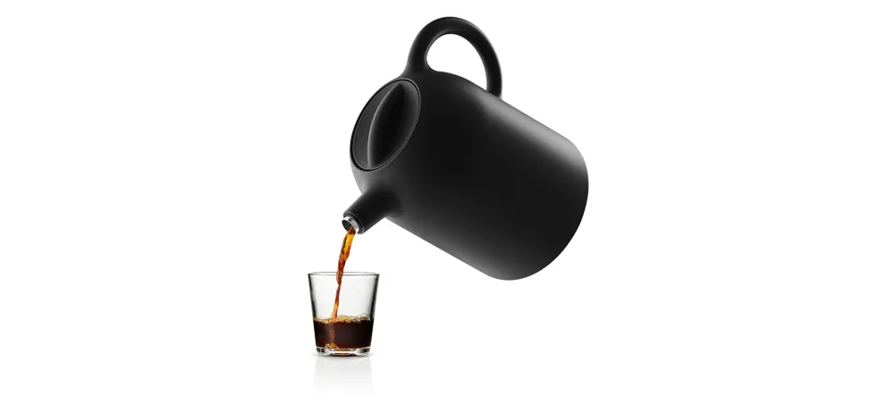 thimble_vacuum_jug_black__2.webp Eva Solo Kitchen>Thimble Vacuum Jug, Black –