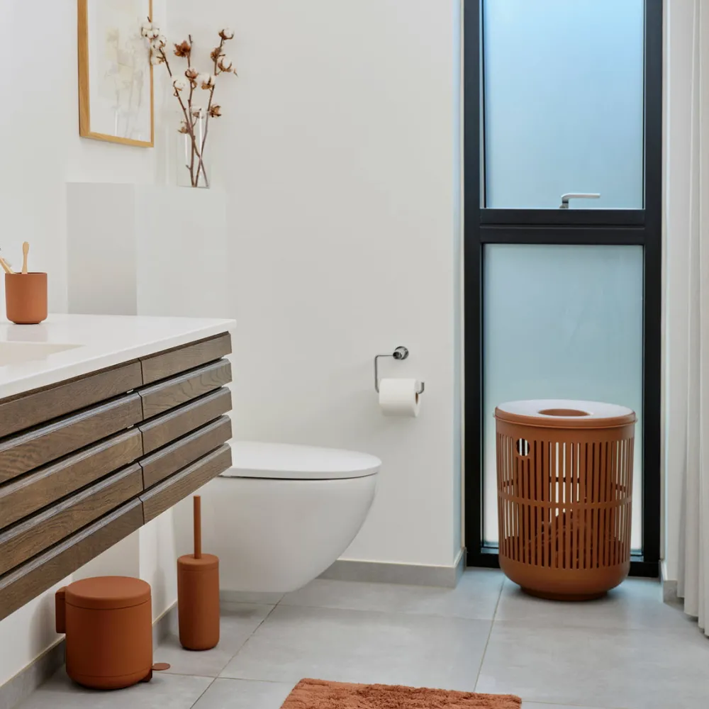 toilet_brush_ume_terracot_1.webp Zone Denmark Toilet Brushes>Toilet brush Ume Terracotta –