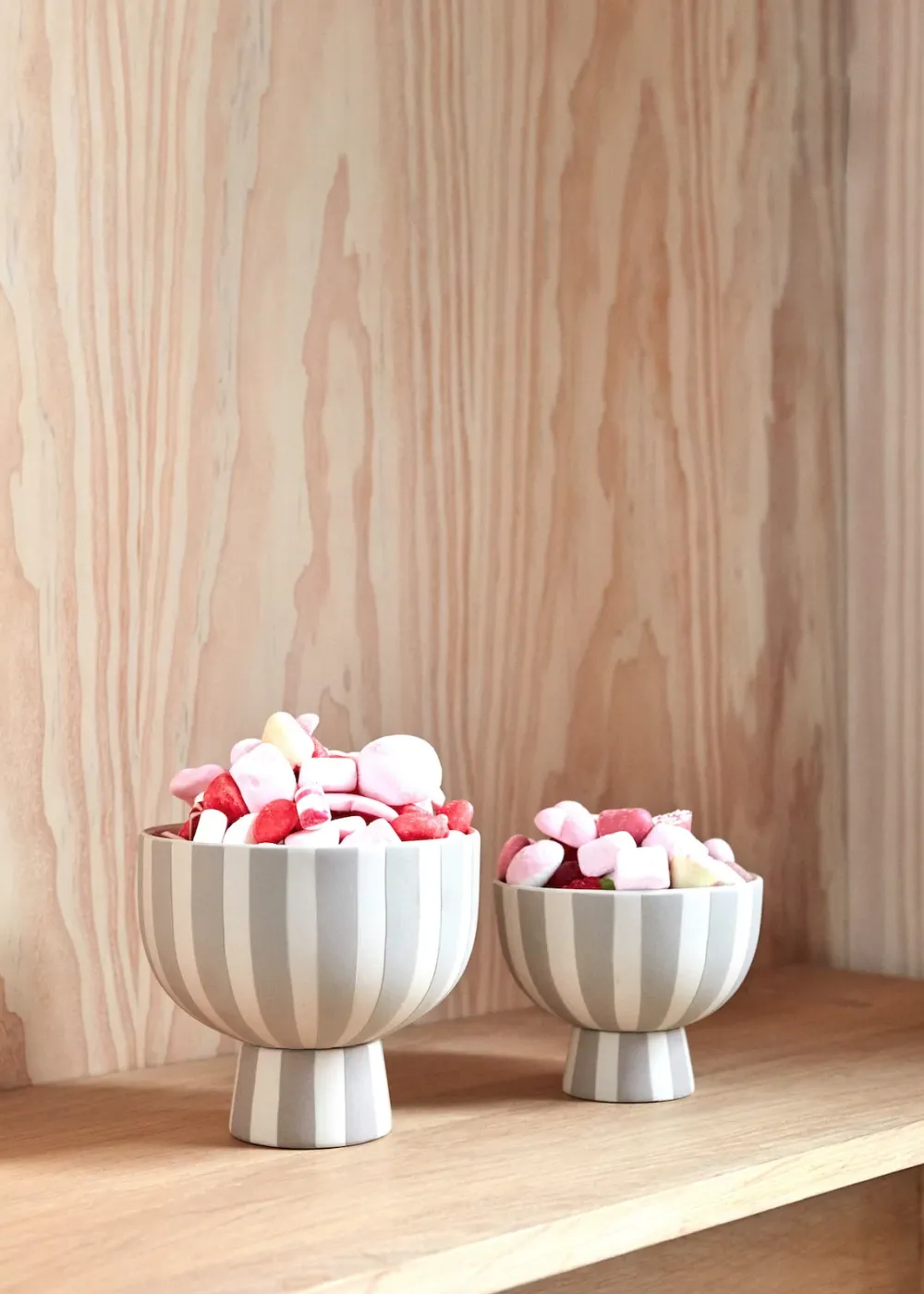 toppu_bowl_large_grey__oy_1.webp OYOY Ceramics And Vases | Kitchen>Toppu Bowl, Large Grey –