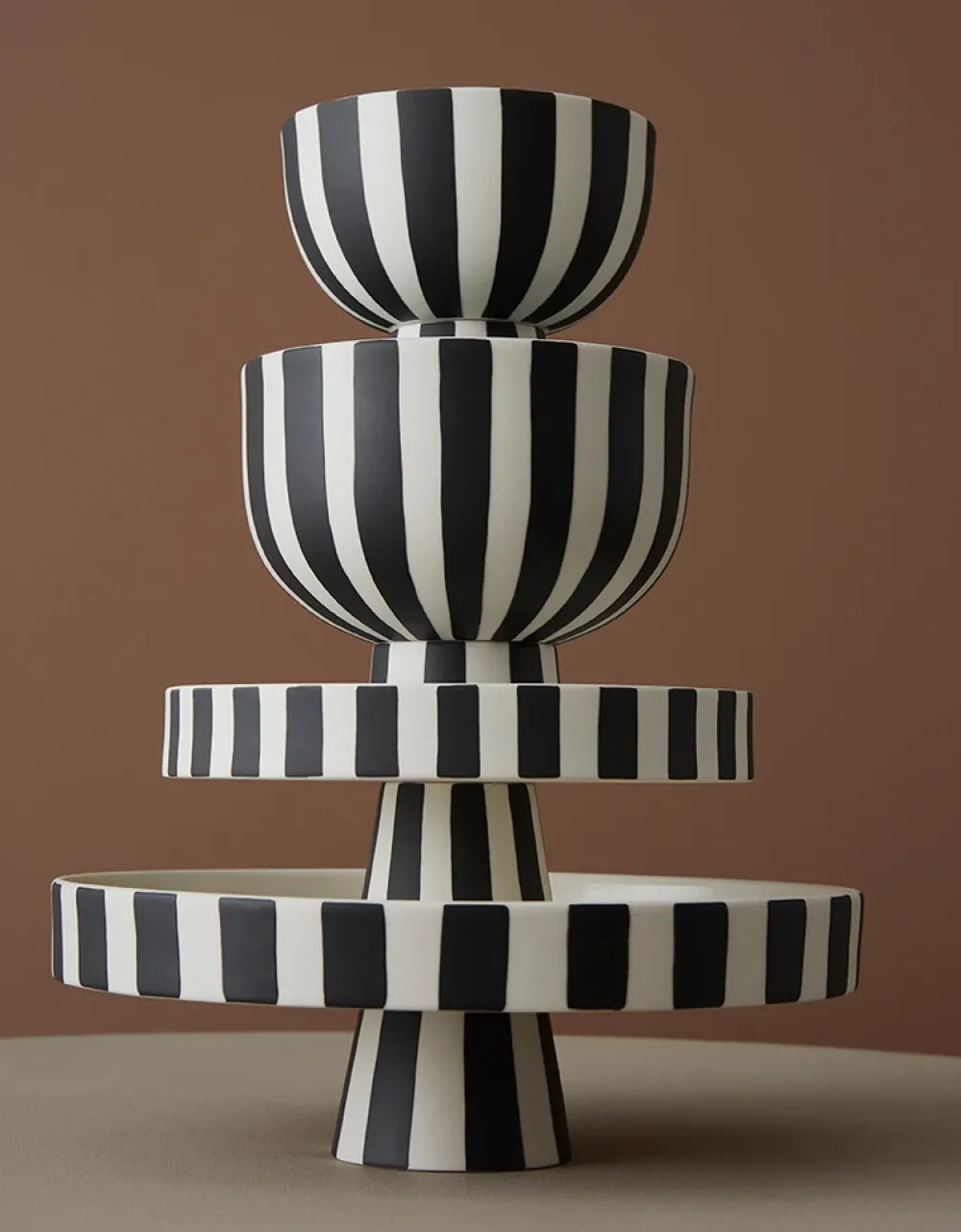 toppu_mini_bowl_black__wh_2.webp OYOY Kitchen>Toppu Mini Bowl, Black / White –