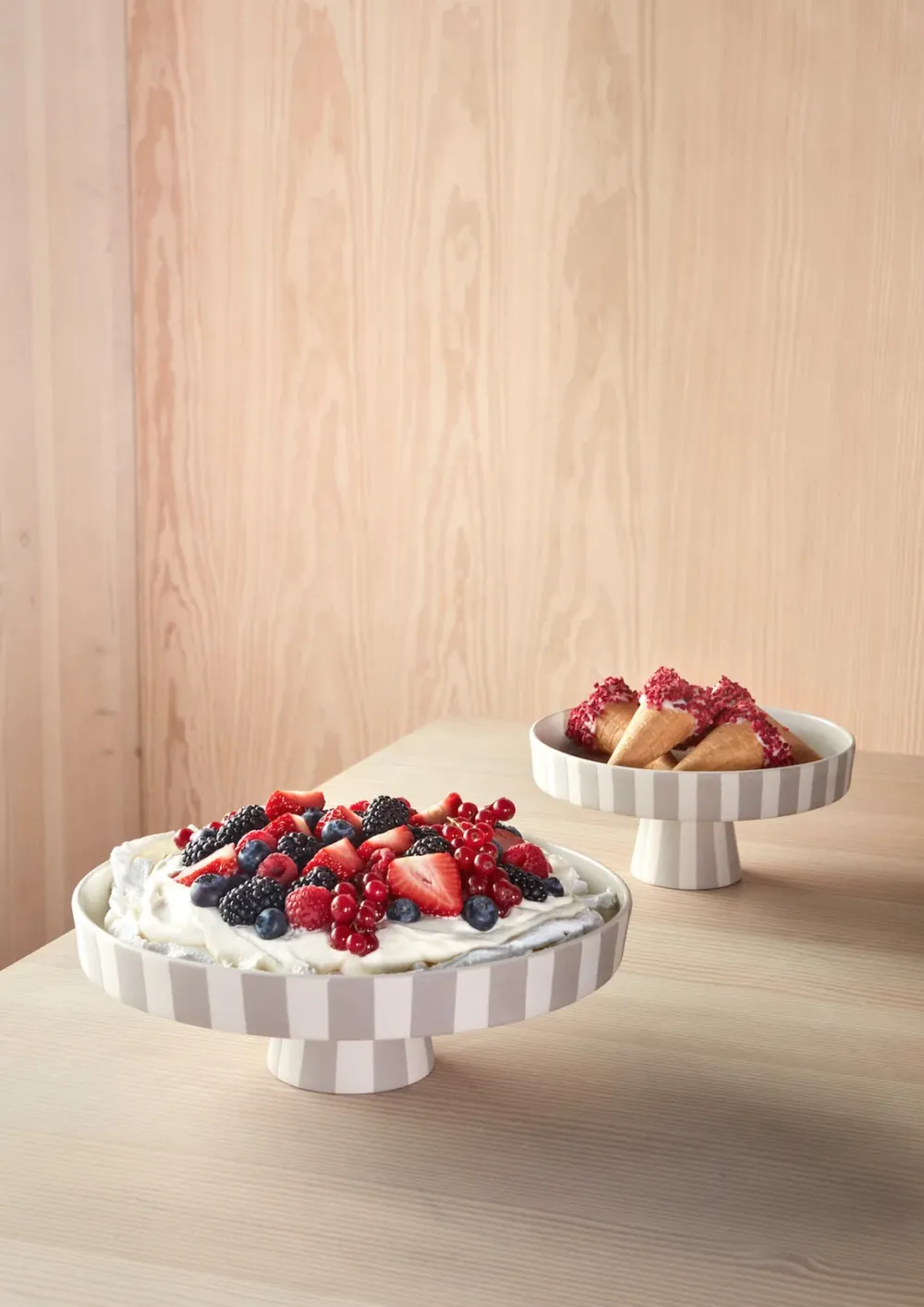 toppu_tray_small_grey__oy_1.webp OYOY Kitchen>Toppu Tray, Small grey –