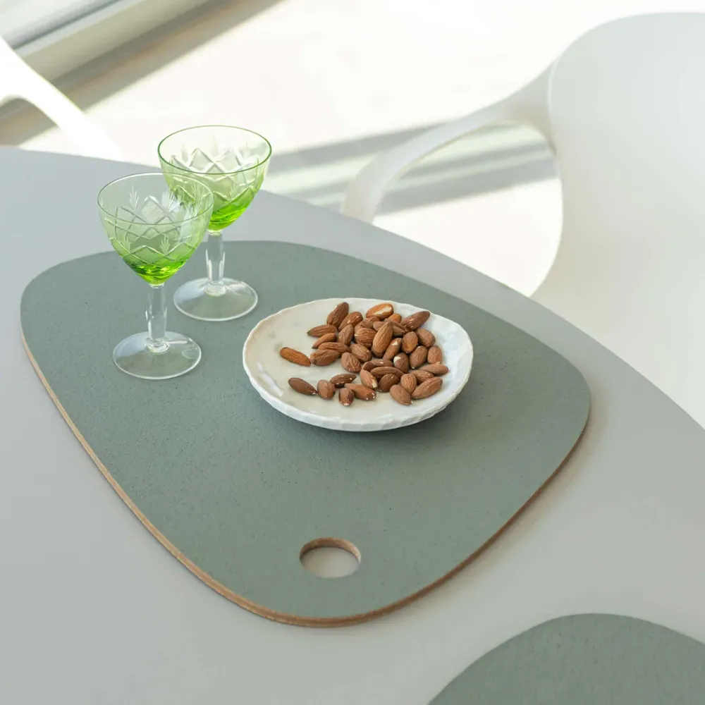 twin_placemat_thyme_green_1.webp Mette Ditmer Kitchen>Twin Placemat Thyme Green / Cognac –