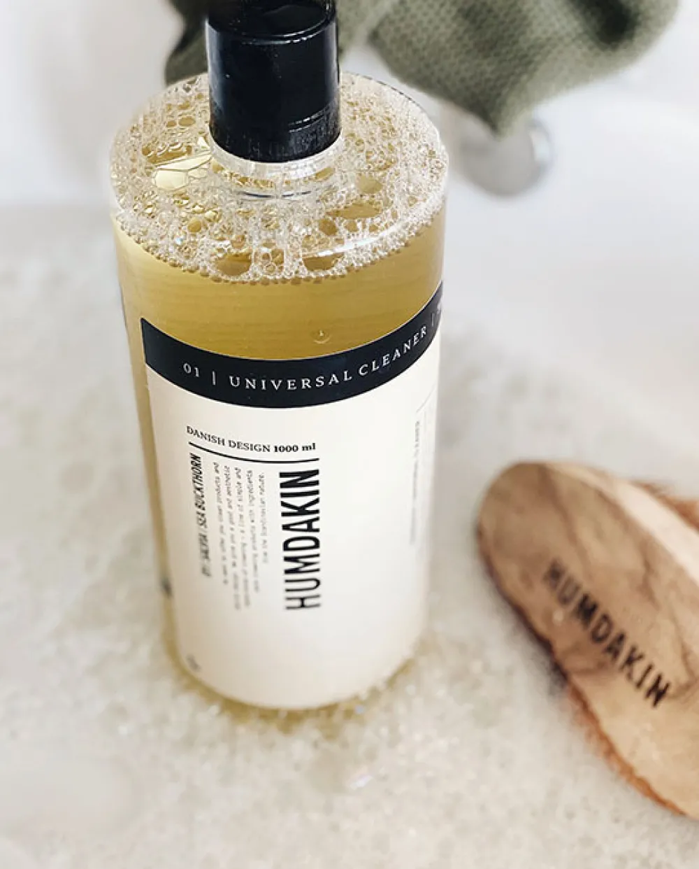 universal_cleaner_chamom_2.webp Humdakin Cleaning Items>01 Universal cleaner, Chamomile and Sea Buckthorn –