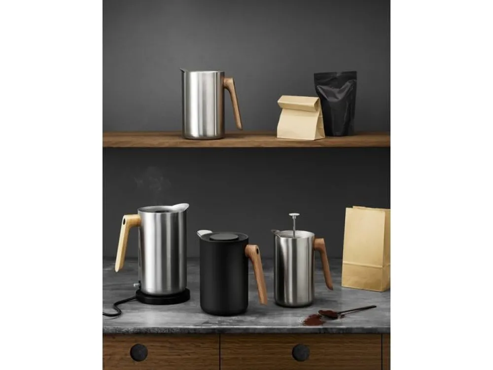vacuum_jug_black_nordic_k_1.webp Eva Solo Kitchen>Vacuum Jug Black, Nordic Kitchen 1 L –