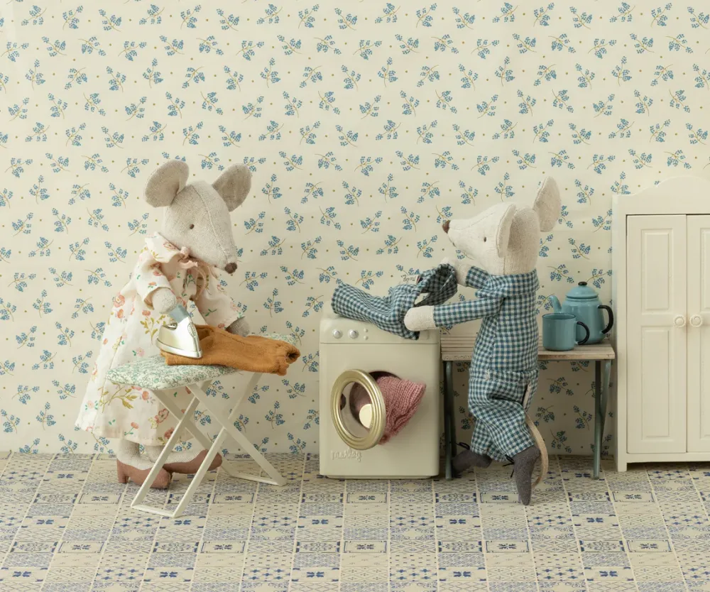 washing_machine_mouse__ma_1.webp Kids Maileg Doll Accessories>Washing machine, Mouse –
