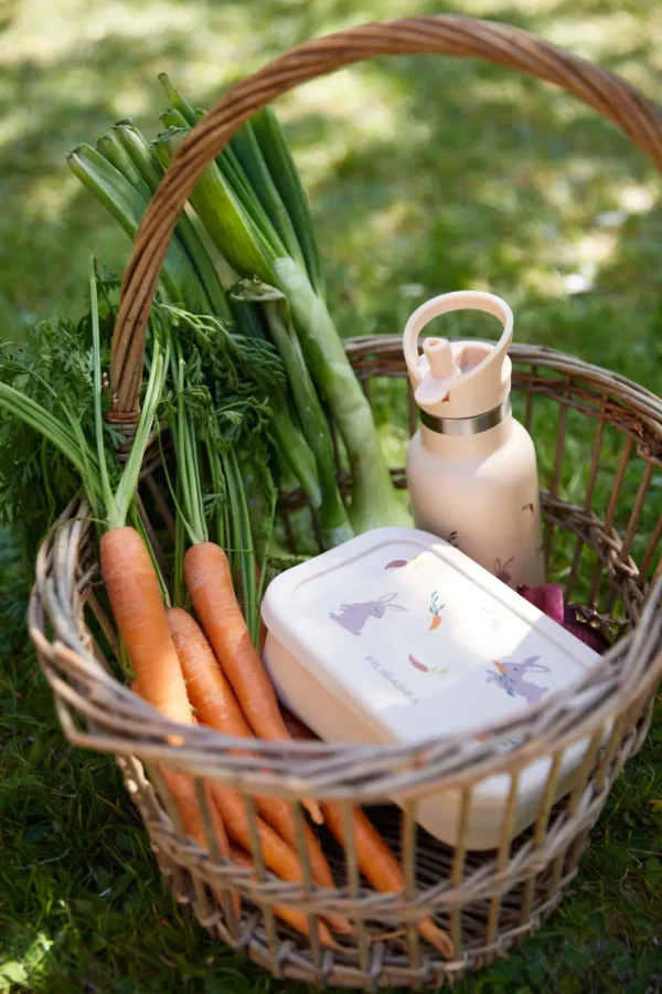 Kids FILIBABBA Dinnertime>Water bottle, Carrot Thief –