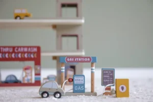 Kids Little Dutch Wooden Toys | Christmas Toys>Wooden garage –